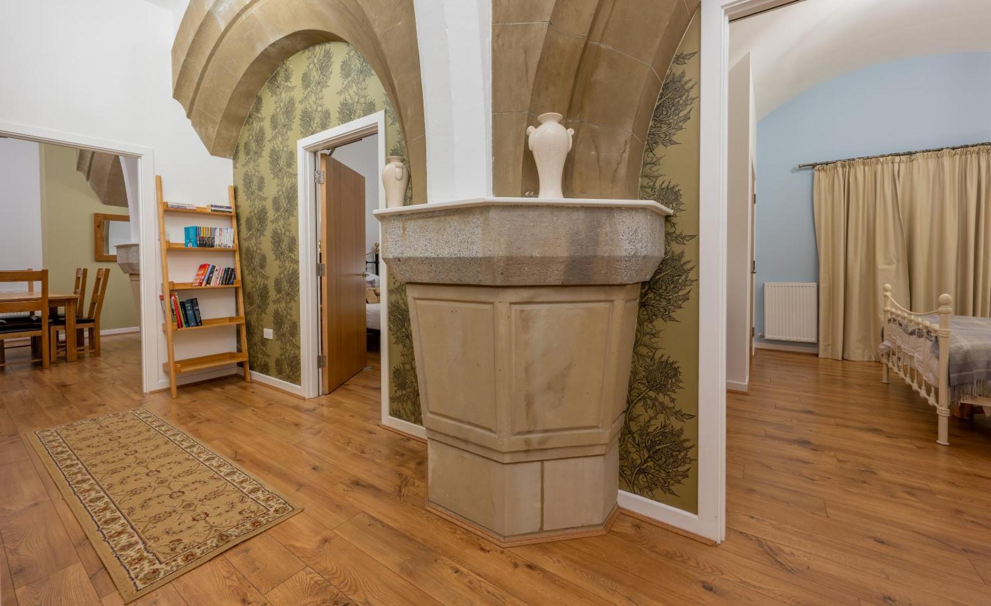 Abbey Church Upper North Aisle Luxury Self Catering 2 Bedroom Apartments Fort Augustus Exterior photo